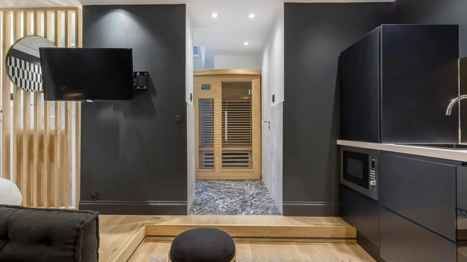 Victor Hugo Romantic Suite - Sauna Et Balneo Lyon France