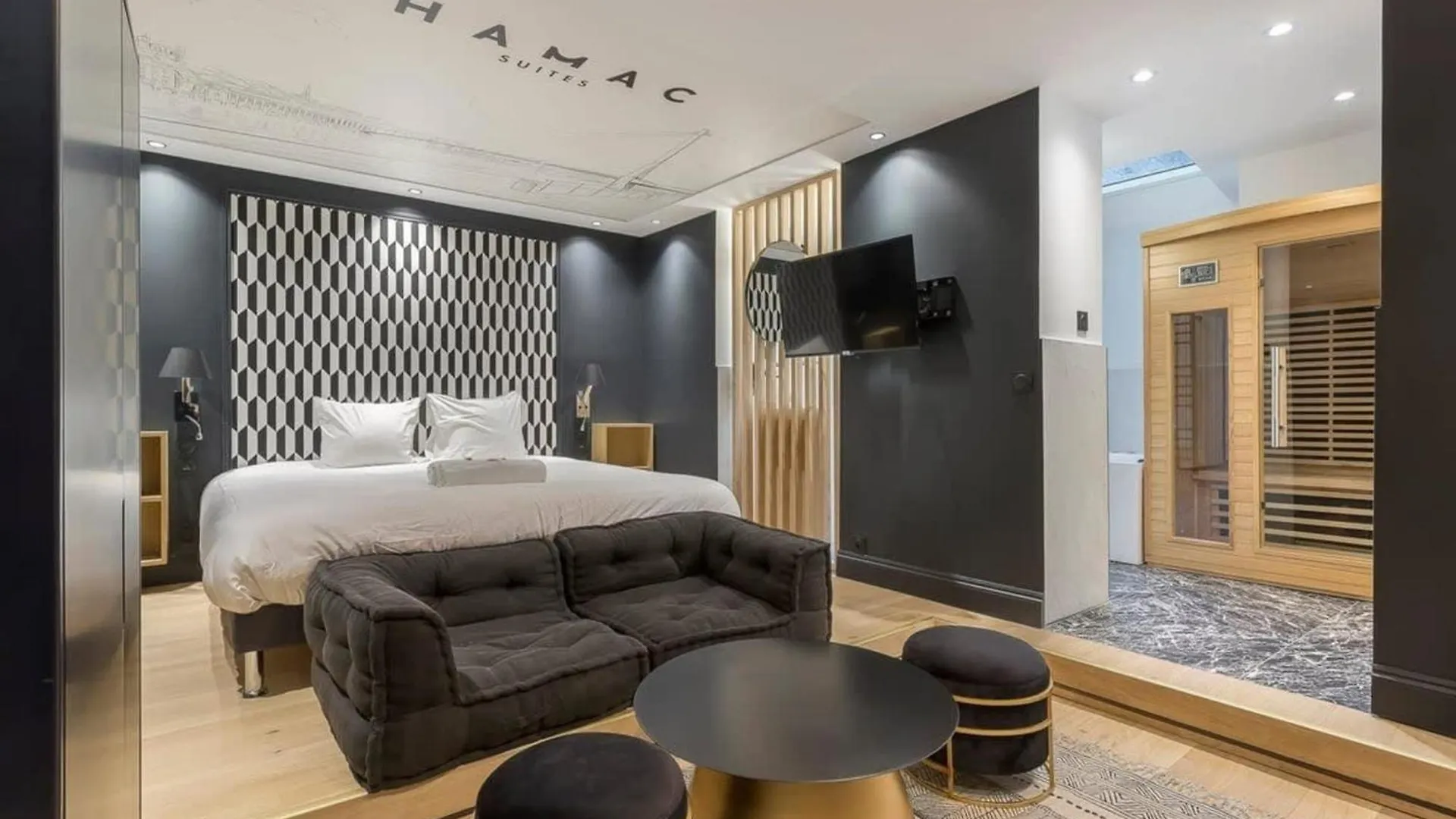 Victor Hugo Romantic Suite - Sauna Et Balneo Lyon