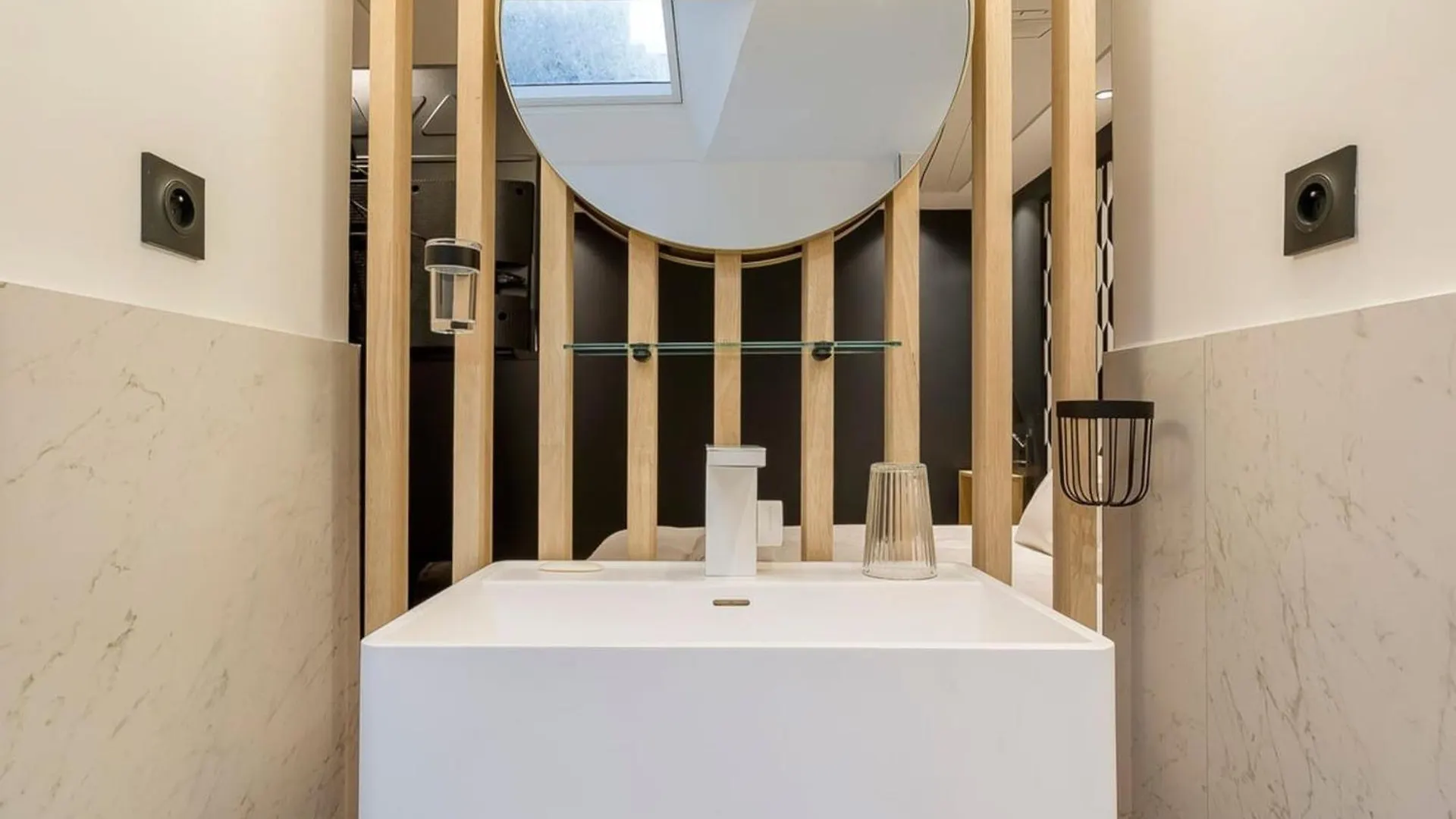 Victor Hugo Romantic Suite - Sauna Et Balneo Lyon